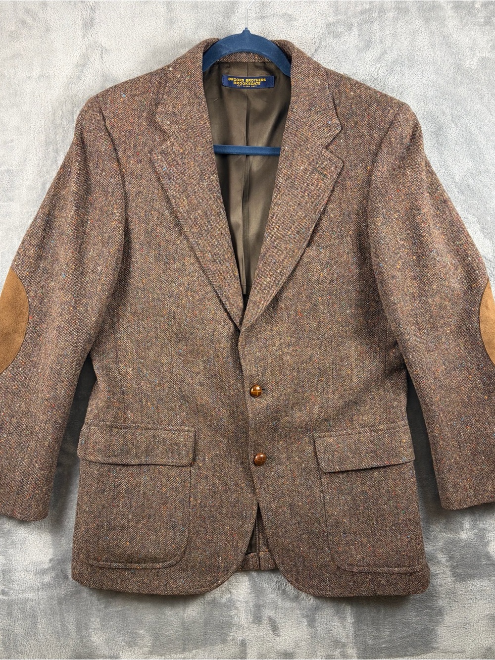 Brooks Brothers Vintage 100% wool Brown Blazer with Suede patches
